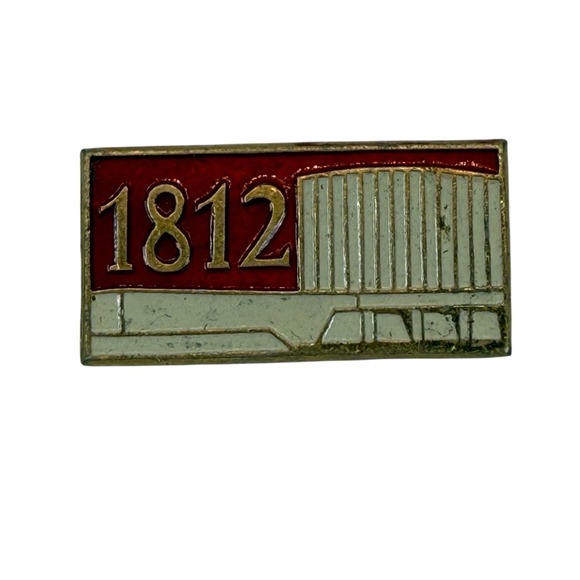 Unbranded Other - VTG Russian Battle Of Borodino 1812 Commemorative Enamel Pin Red White Gold Tone